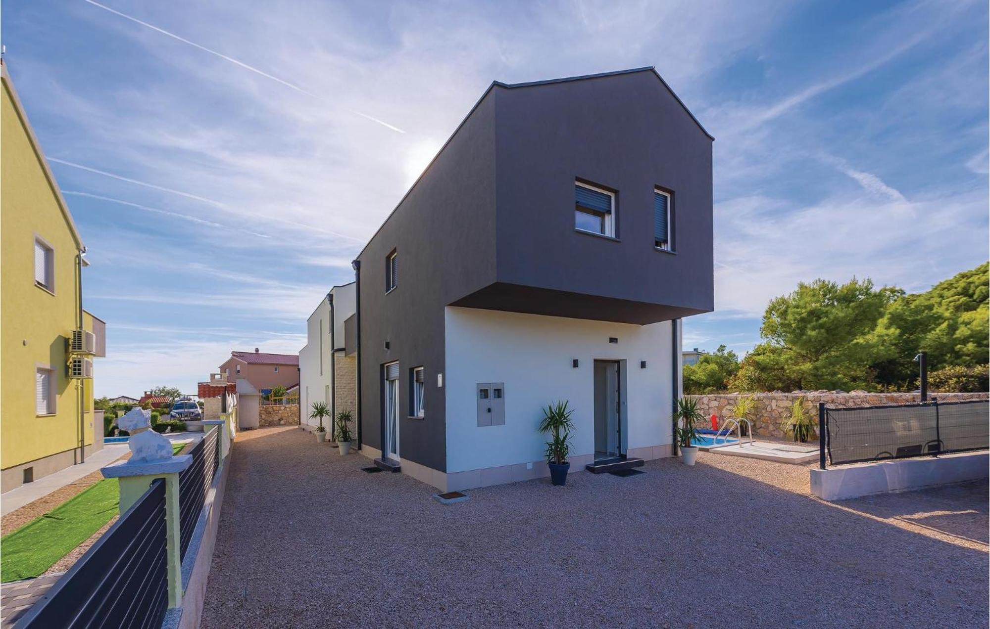 4 Bedroom Beautiful Home In Šibenik Exterior foto
