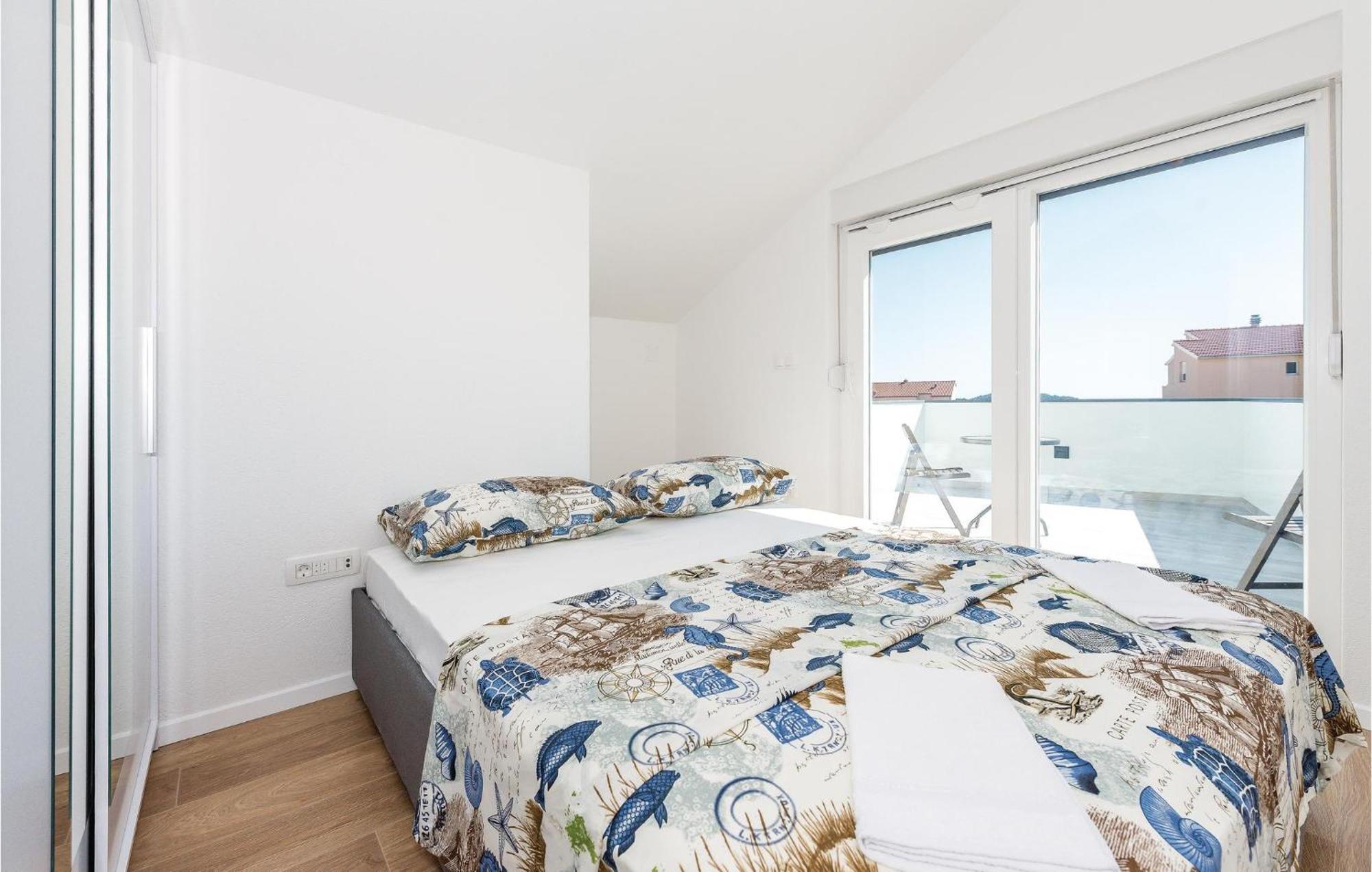 4 Bedroom Beautiful Home In Šibenik Exterior foto